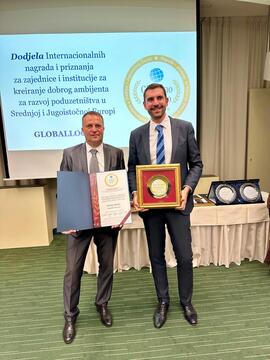 GlobalLocal - podelitev nagrade (arhiv občine)  (2)